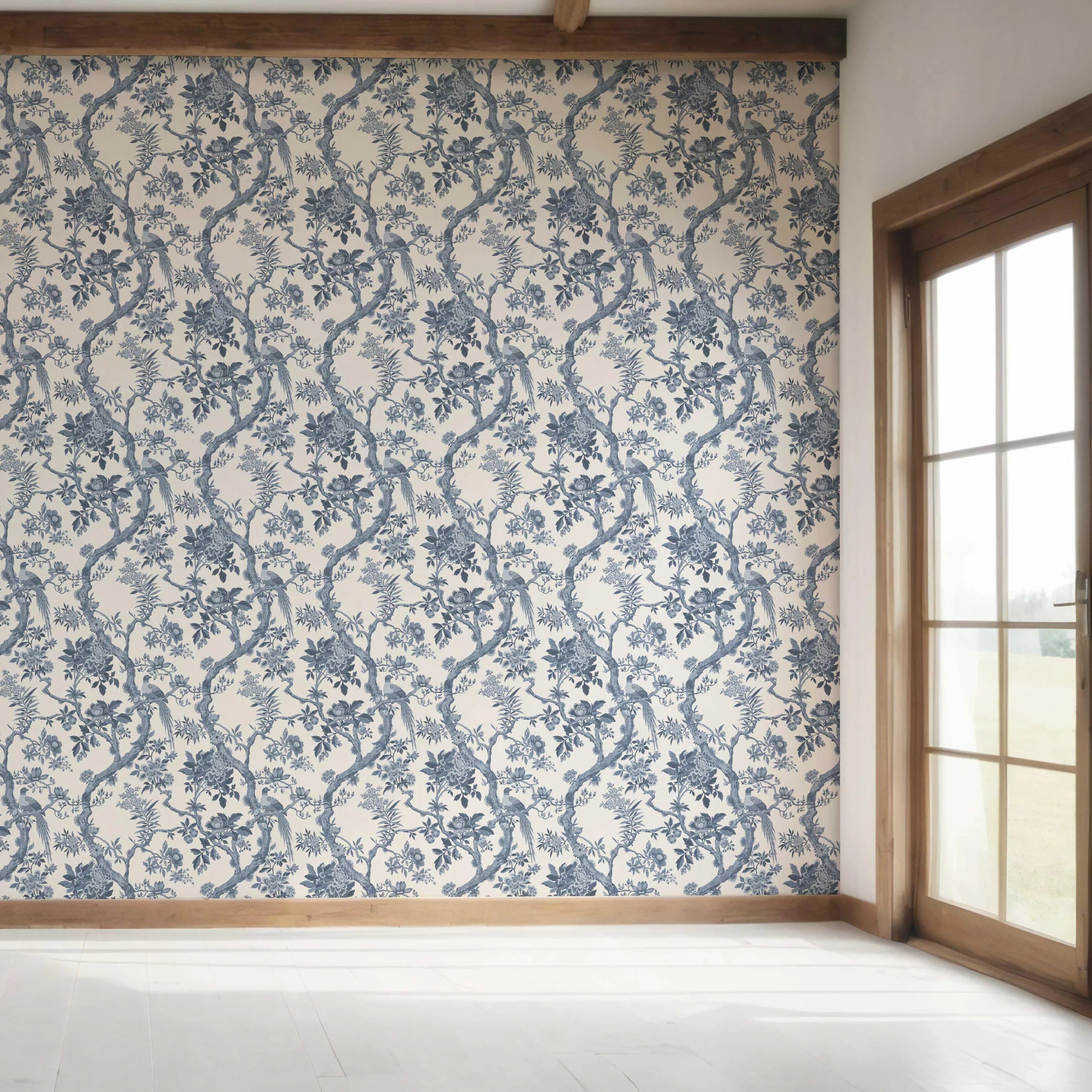 Floral Toile/ Bird Print Chinoiserie Bedroom Wallpaper (Navy Blue/ Off-White)